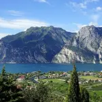 Ripopolamento ittico, 33 milioni di coregoni immessi nei laghi di Garda e Iseo