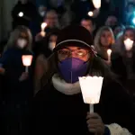 Bergamo ricorda Valentina Sarto: fiaccolata silenziosa tra memoria e impegno collettivo
