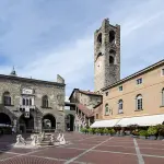 Piazza Vecchia: cosa vedere nel cuore storico di Bergamo Alta