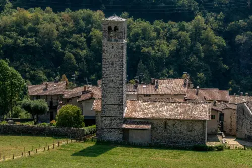 La Val Brembana: guida alla valle delle terme di San Pellegrino, borghi medievali ed escursioni tra le Prealpi