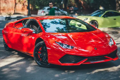 Truffa con auto di lusso, nove misure cautelari a Bergamo