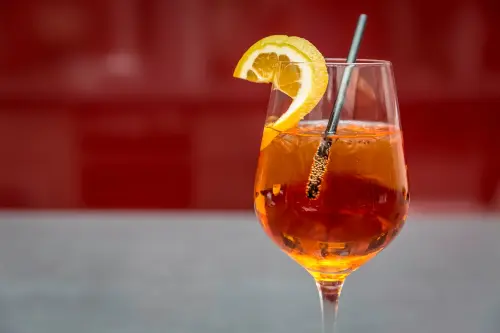 Treviglio, alcol a minori in un bar: proposta di sospensione
